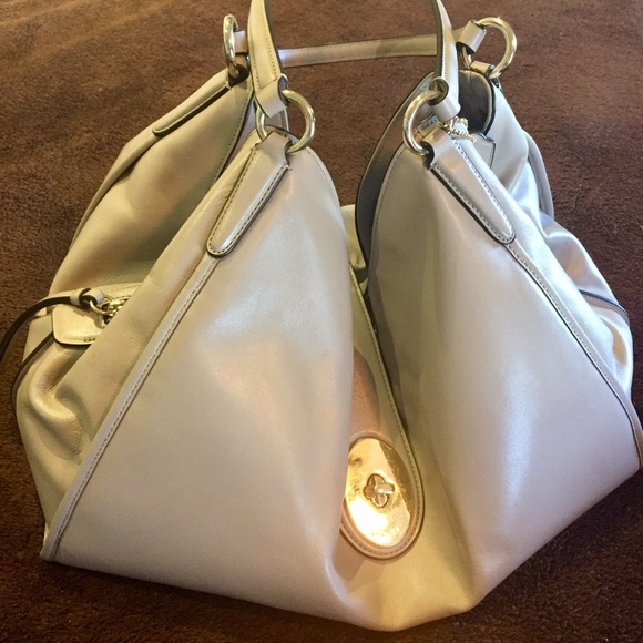 Genuine Coach Handbag - Picture 1 of 3